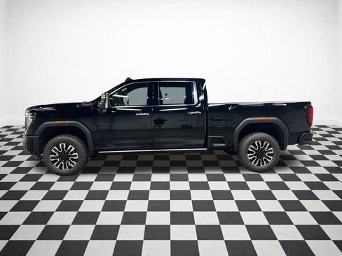 New 2026 GMC Sierra 2500 Denali Ultimate w/ LPO, Black Badging Package AWD/4WD image 5