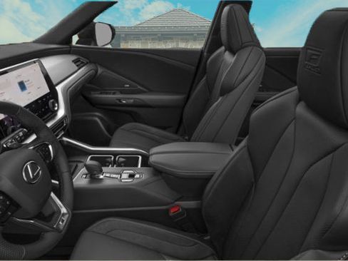 Used 2026 Lexus TX 500h AWD image 11