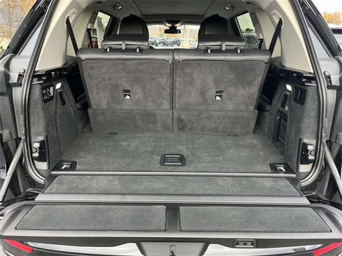 Used 2022 BMW X7 xDrive40i w/ Executive Package image 10