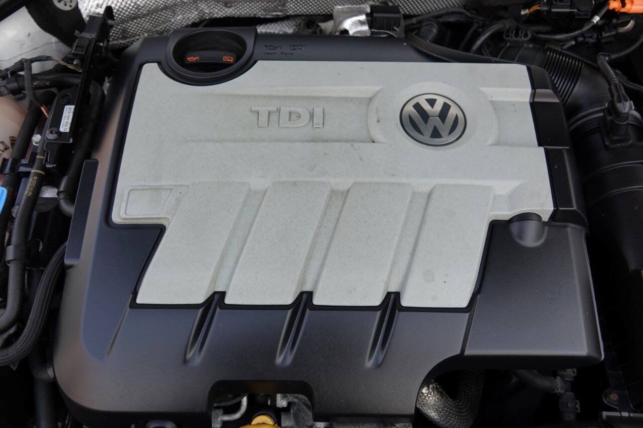 Used 2014 Volkswagen Jetta TDI FWD image 90