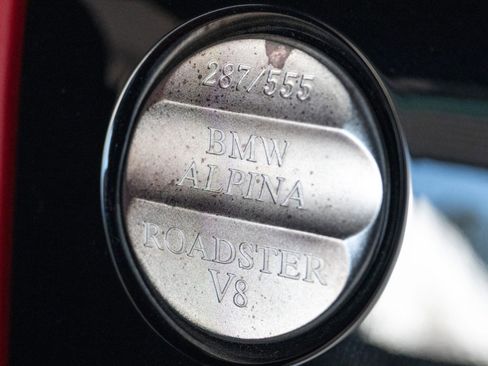 Used 2003 BMW Z8 image 15