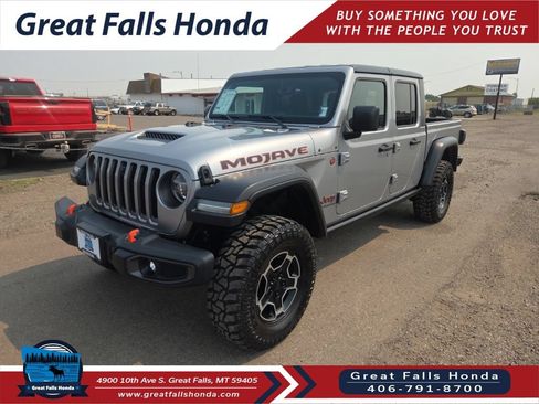 Used 2020 Jeep Gladiator Mojave AWD/4WD image 3