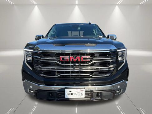 Used 2024 GMC Sierra 1500 SLT w/ SLT Premium Plus Package AWD/4WD image 3
