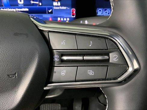 Used 2025 Chevrolet Equinox EV LT w/ Comfort Package AWD/4WD image 19