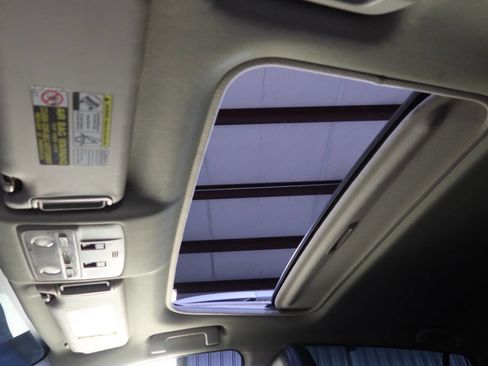 Used 2014 Toyota RAV4 Limited image 24