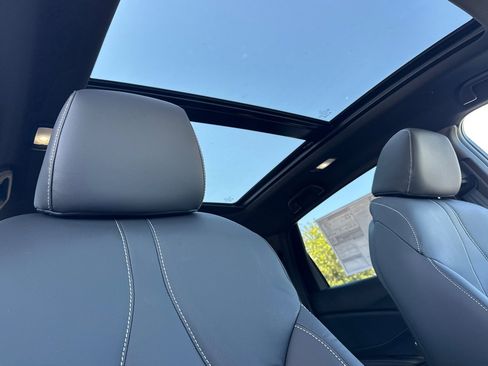 New 2025 Acura RDX SH-AWD image 15