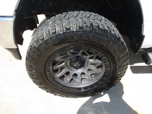 Used 2019 RAM 1500 Big Horn image 3