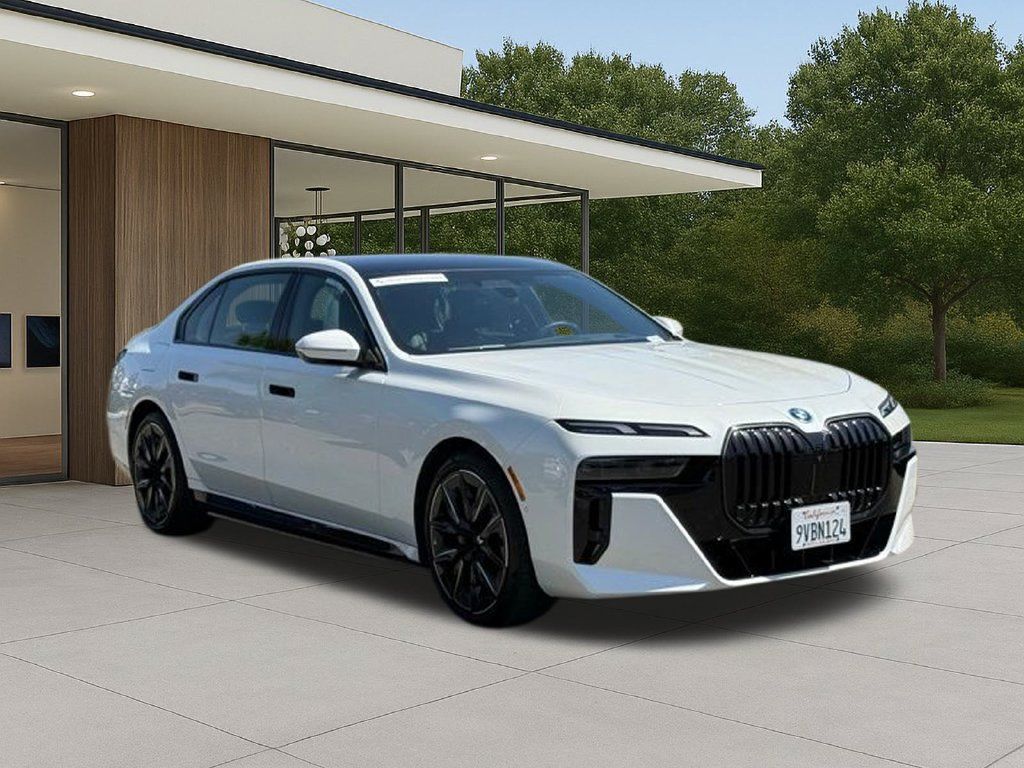 Used 2026 BMW 750e xDrive AWD/4WD image 40