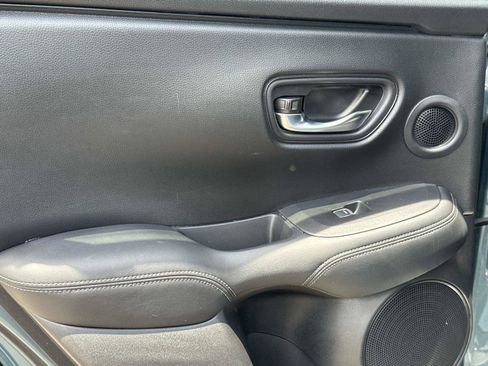 Certified 2024 Honda HR-V EX-L image 12