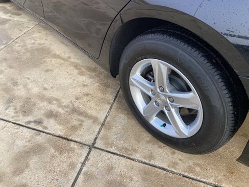 Used 2024 Chevrolet Malibu LT image 29