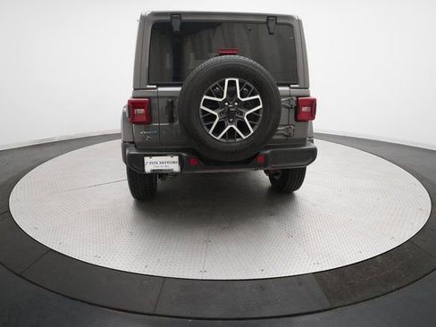 Used 2021 Jeep Wrangler Unlimited Sahara w/ Cold Weather Group image 25