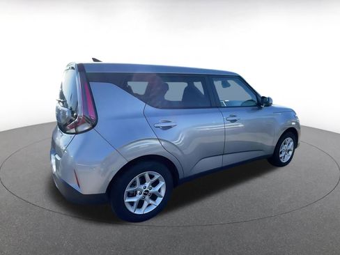 Used 2025 Kia Soul LX w/ LX Technology Package image 15