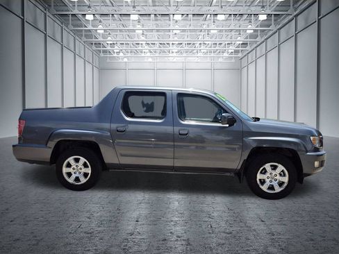 Used 2012 Honda Ridgeline RTS image 2