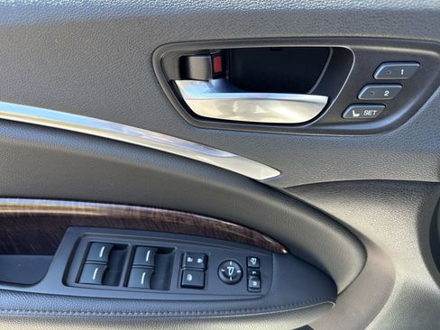 Used 2018 Acura MDX FWD w/ Technology Package image 15