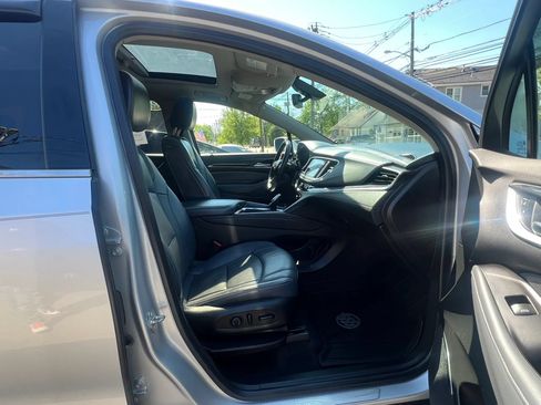 Used 2018 Buick Enclave Essence w/ Trailering Package AWD/4WD image 33