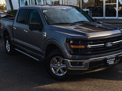 Used 2024 Ford F150 XLT w/ Tow/Haul Package image 2