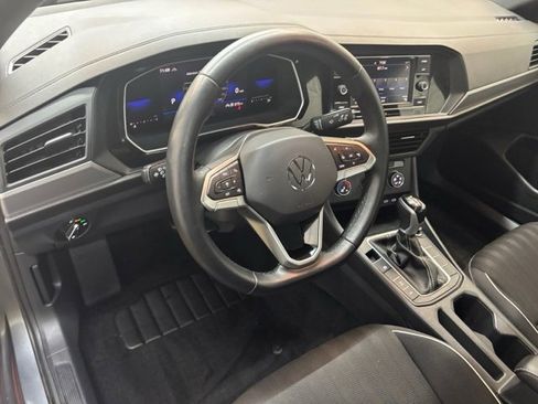 Used 2022 Volkswagen Jetta Sport image 16