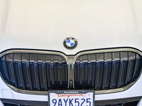 Certified 2022 BMW 740i w/ M Sport Package image 7