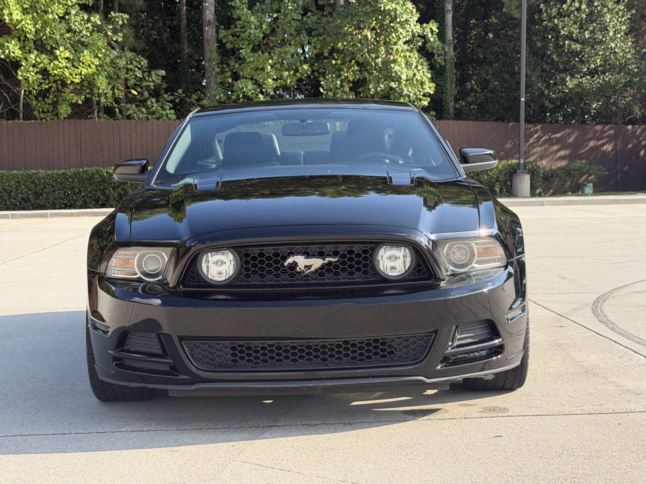 Used 2013 Ford Mustang GT RWD image 2