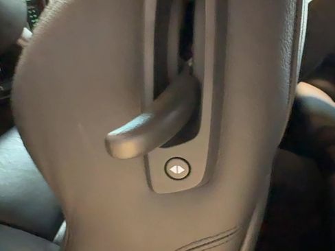 Used 2005 Pontiac GTO RWD image 51