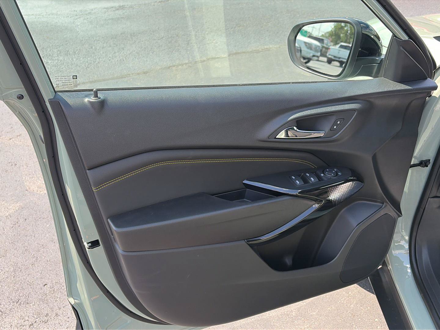 New 2026 Chevrolet Trax ACTIV w/ Driver Confidence Package FWD image 9