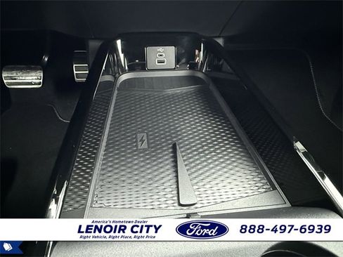 Used 2025 Ford Mustang Mach-E GT image 30