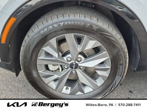Certified 2023 Kia Sportage SX AWD/4WD image 11