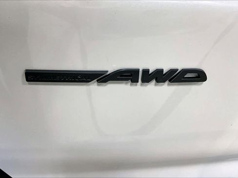 New 2026 Subaru Outback Limited image 15