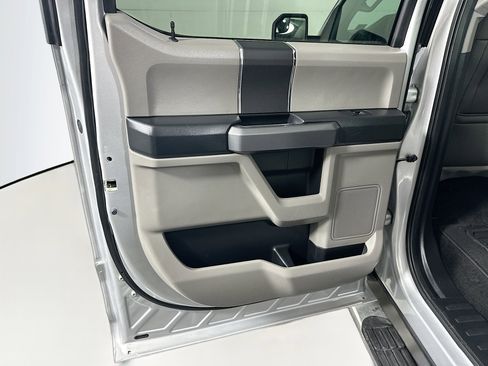 Used 2018 Ford F150 XLT image 25