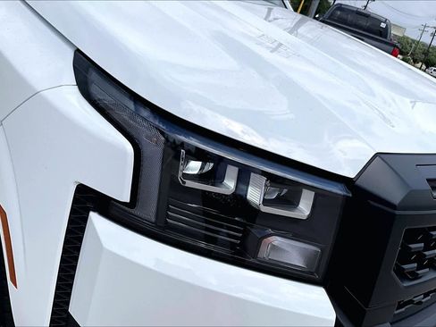 New 2026 Nissan Frontier S AWD/4WD image 13