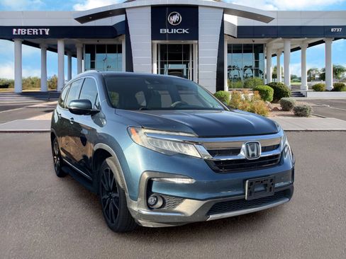 Used 2019 Honda Pilot Touring image 2