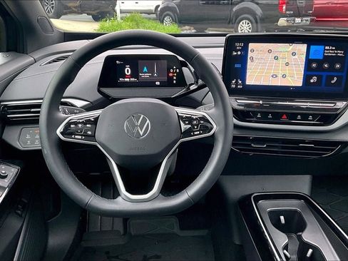 Certified 2023 Volkswagen ID.4 Pro S Plus image 4