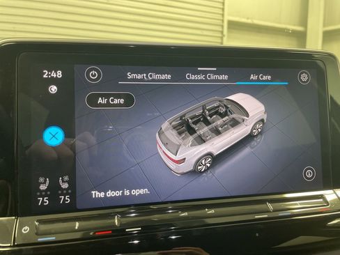 Used 2024 Volkswagen Atlas SE FWD image 17