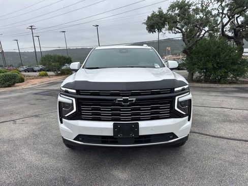 Certified 2025 Chevrolet Tahoe High Country AWD/4WD image 10