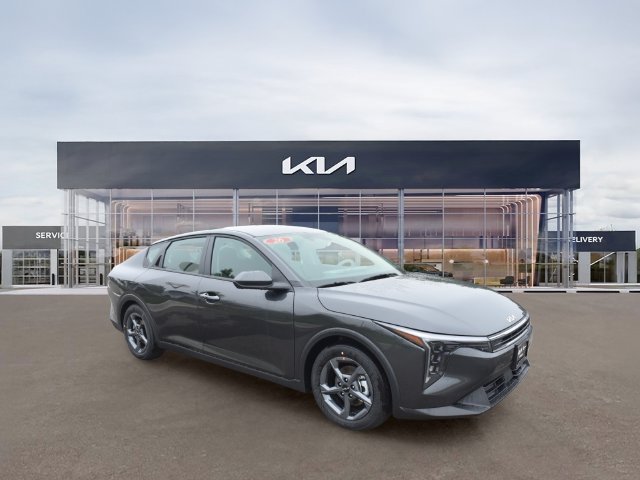 New 2026 Kia K4 FWD image 11