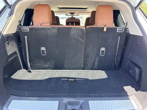 Used 2023 INFINITI QX60 Sensory w/ Vision Package AWD/4WD image 22