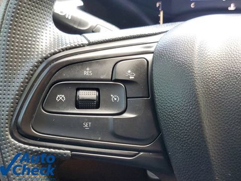 Used 2024 Buick Envista Preferred w/ Convenience II Package FWD image 18