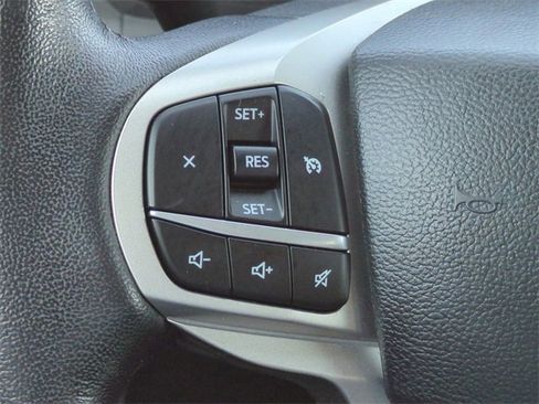 Certified 2022 Ford Explorer XLT image 24