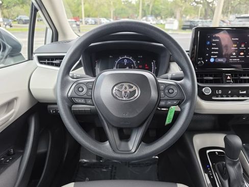 Used 2026 Toyota Corolla LE FWD image 16