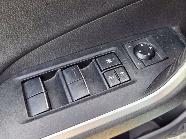Used 2021 Toyota RAV4 Limited AWD/4WD image 35