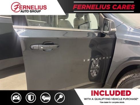 Used 2021 Chevrolet Traverse LT FWD image 15