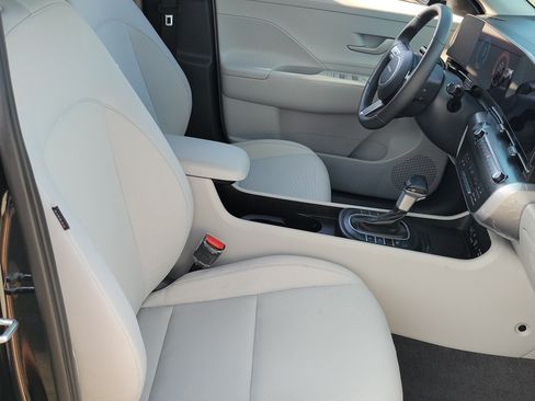 Used 2026 Hyundai Kona SEL Sport FWD image 19