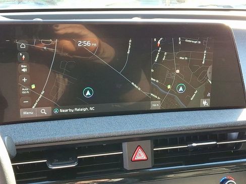 Used 2022 Kia EV6 Light image 19