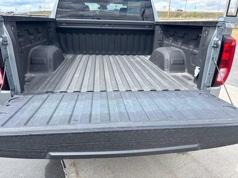 Certified 2024 GMC Sierra 1500 Pro w/ Pro Value Package AWD/4WD image 25