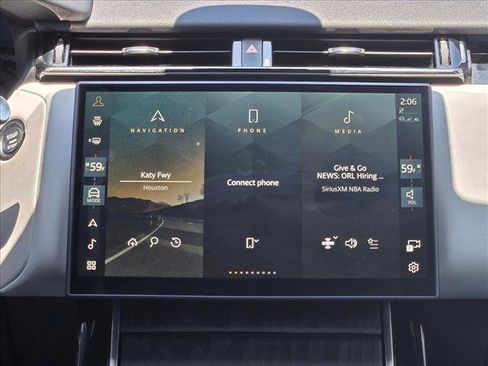 Used 2024 Land Rover Range Rover Velar Dynamic SE AWD/4WD image 13