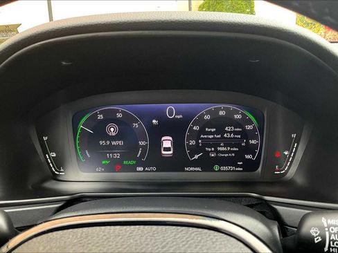 Used 2024 Honda Accord Touring image 25