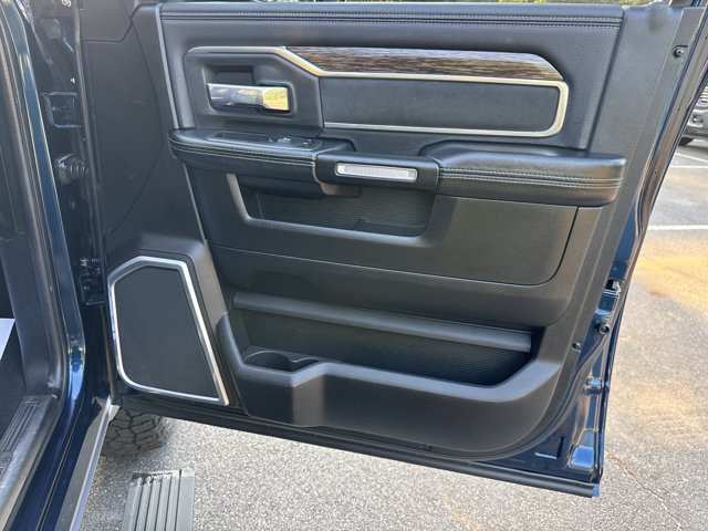 Used 2019 RAM 3500 Laramie AWD/4WD image 16