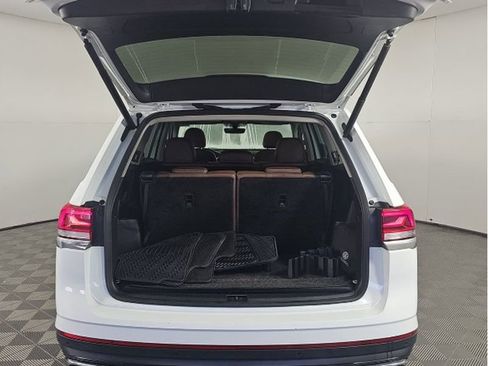 Used 2022 Volkswagen Atlas SE w/ Panoramic Sunroof Package image 10