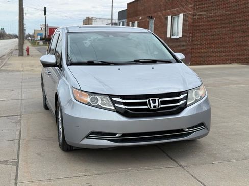 Used 2017 Honda Odyssey EX-L image 3