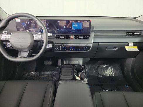 New 2026 Hyundai Ioniq 5 SEL image 4